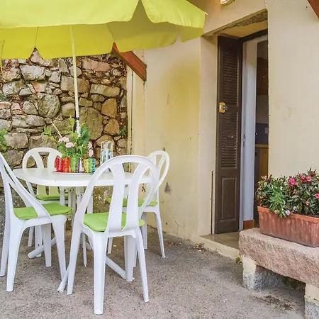 Two-bedroom Holiday In Piana Holiday home